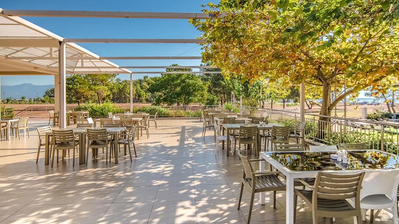 Buka Sandy Beach Messini Exterior photo