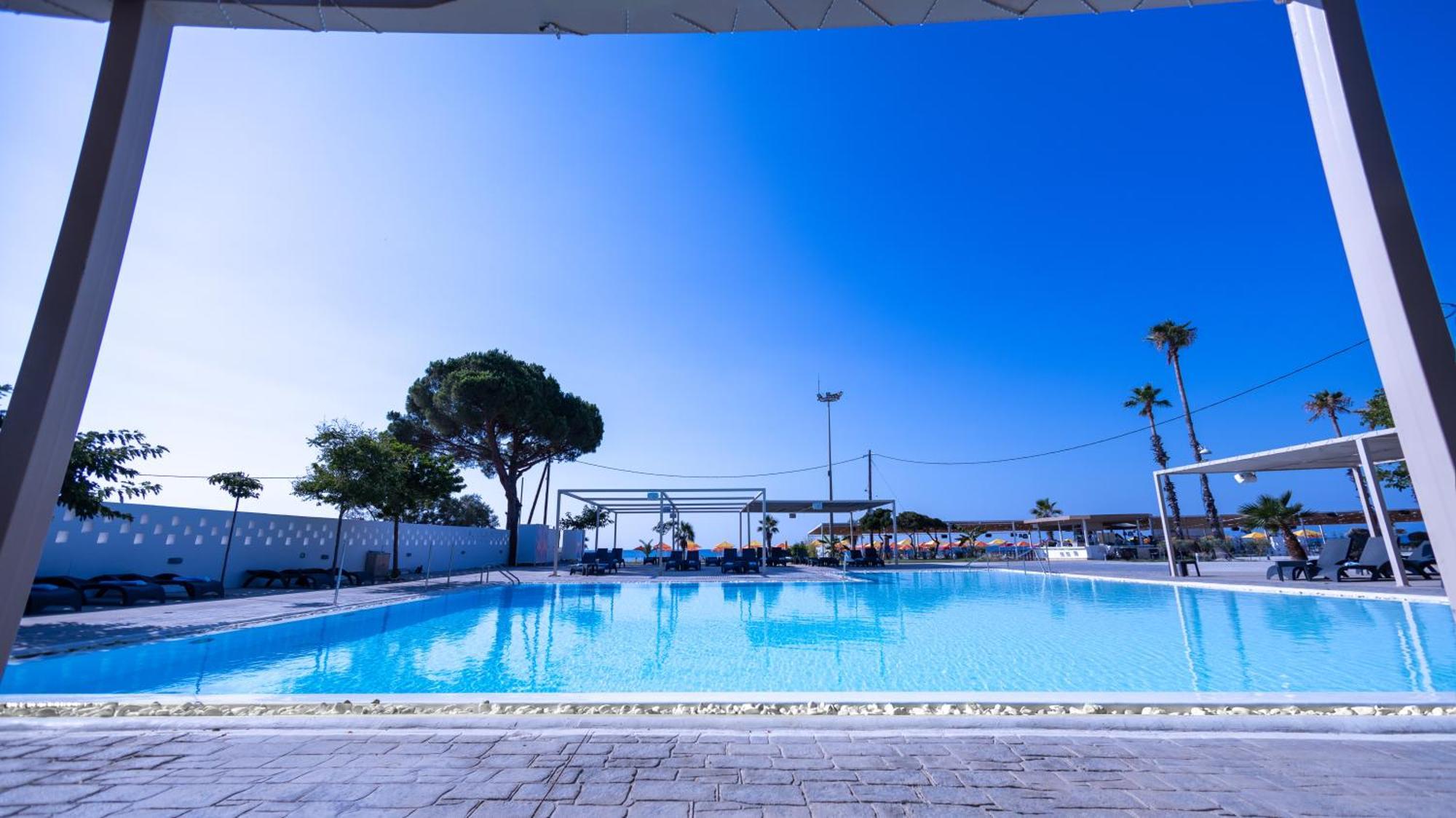 Buka Sandy Beach Messini Exterior photo