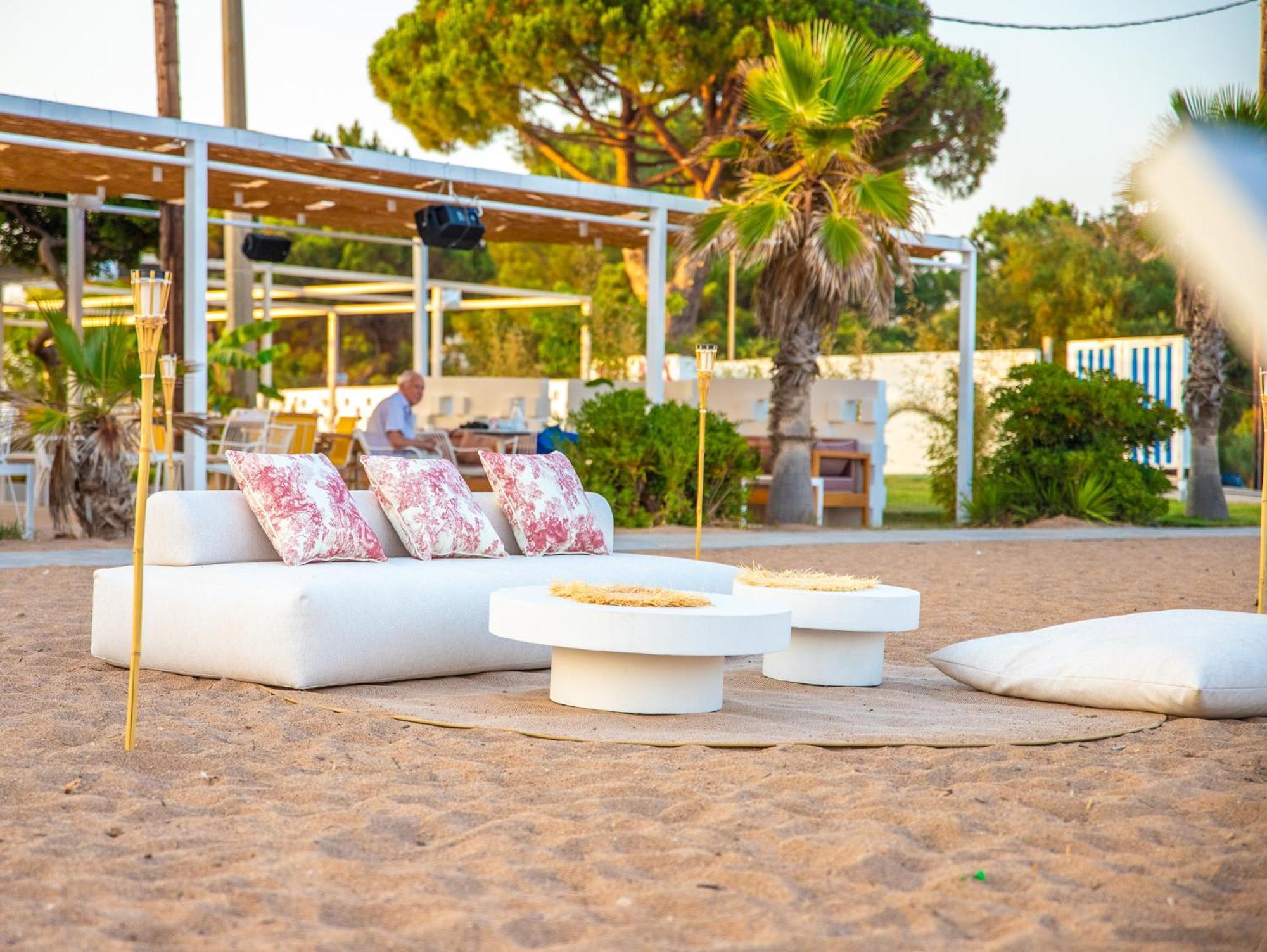 Buka Sandy Beach Messini Exterior photo