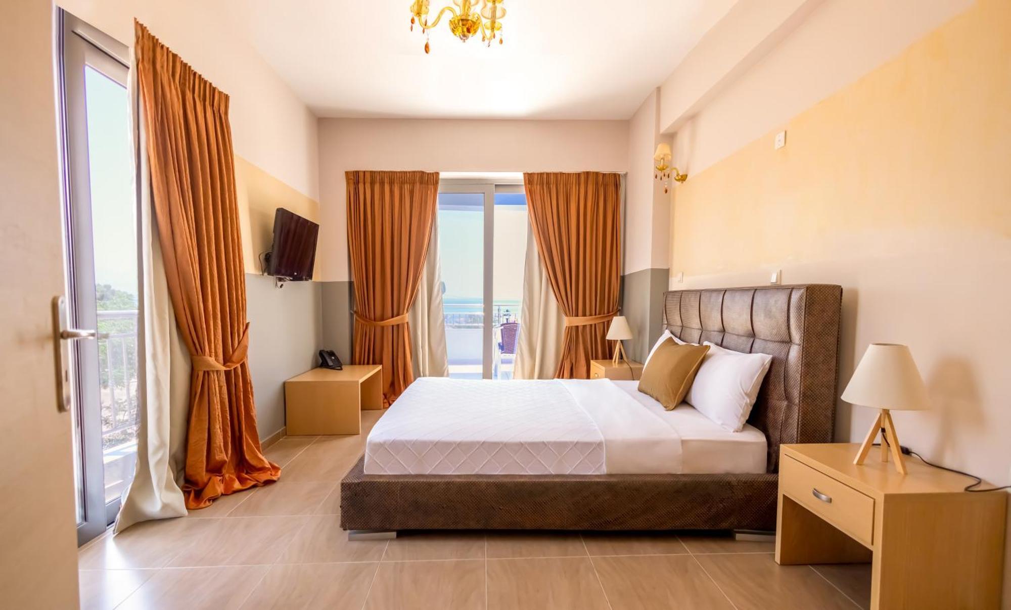 Buka Sandy Beach Messini Exterior photo