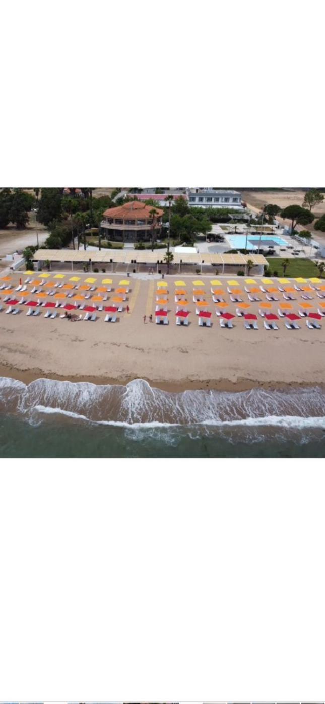 Buka Sandy Beach Messini Exterior photo